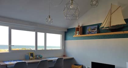 Feet in the water, head in the clouds