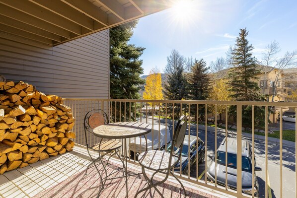 Appart'hôtel, 2 chambres | Balcon