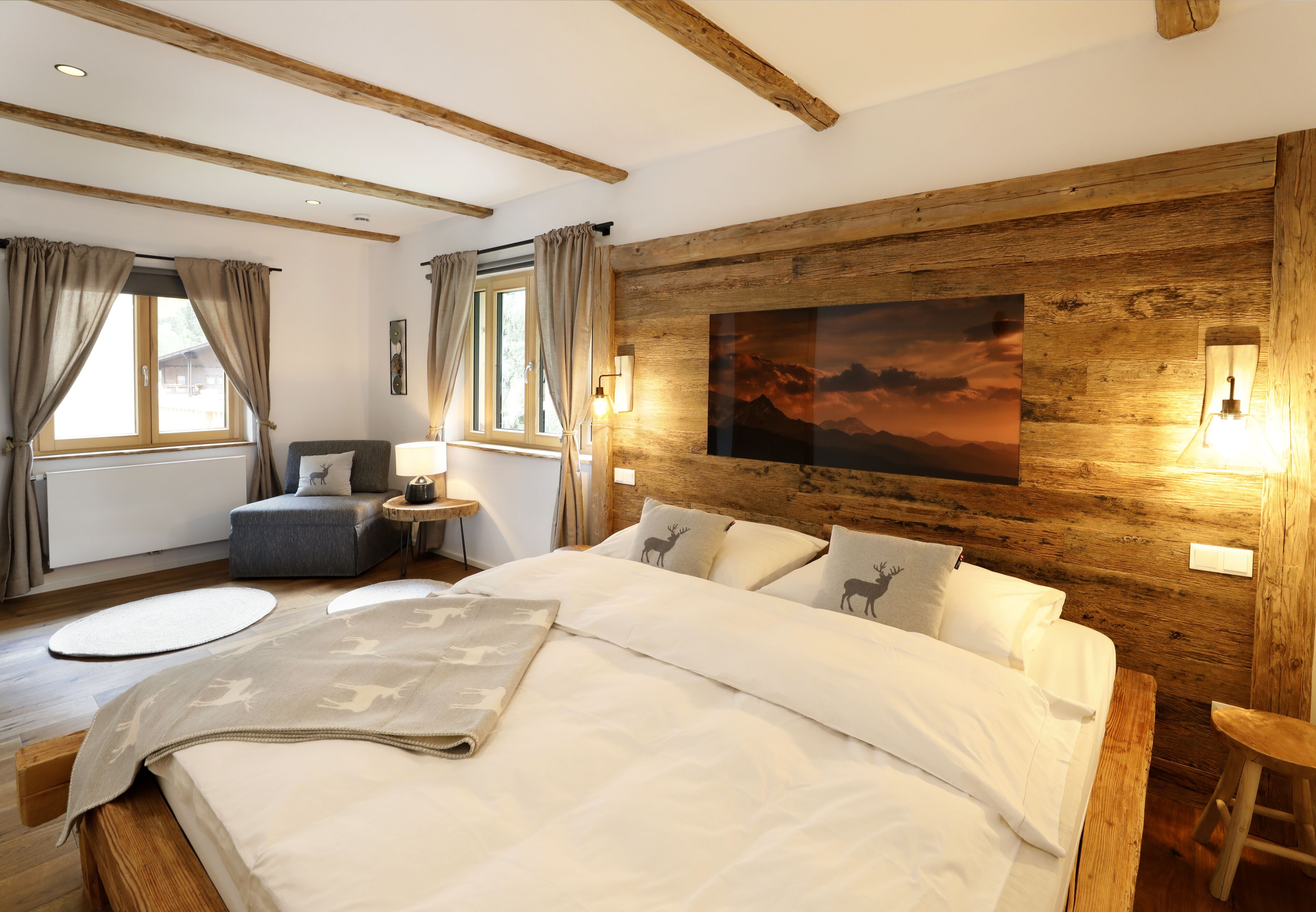 Oak chalet in Chalet Waldhäusl in Heiligenblut Großglockner