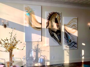 المنشأة من الداخل