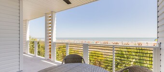 Stay @ Mermaid Cove - Opal