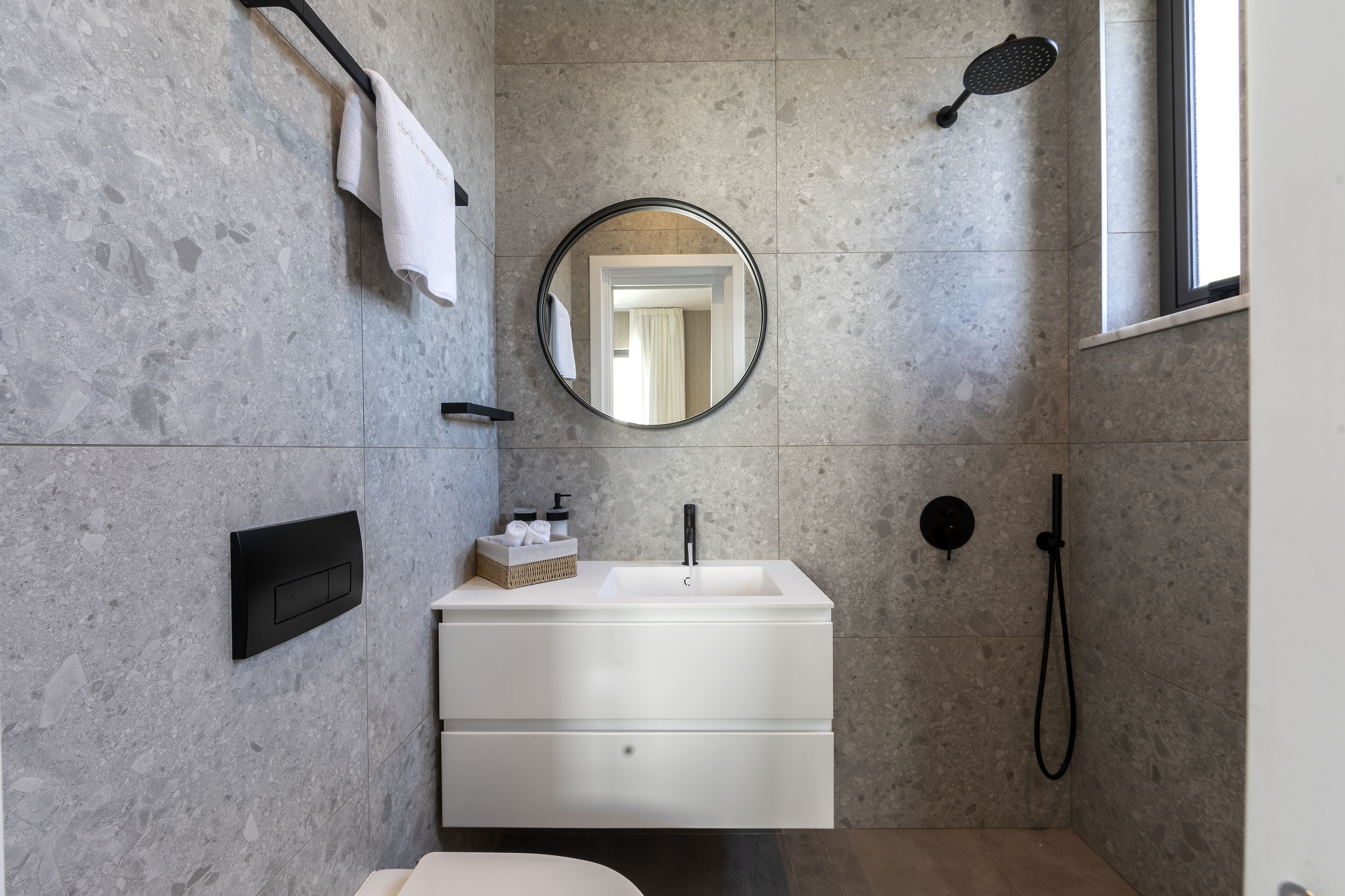 Photo - Chris Le Mare Gold Luxury Villa