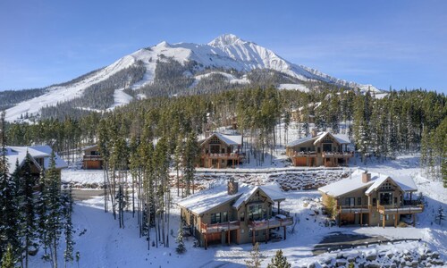 Coyote Bluff Haven | Hot Tub, Views + Ski Access