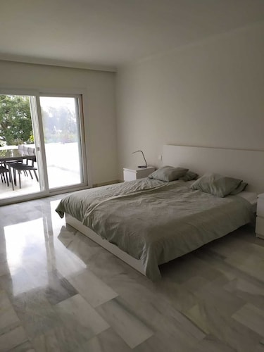 Spacious And Modern Ocean View Apartment Marbella - Marbella