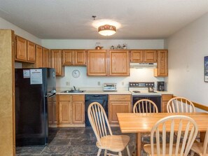 Fridge, microwave, oven, stovetop - Ski-In/Ski-Out Sunday River Condo: White Cap B-112 (Newry)