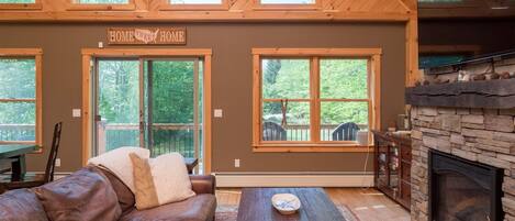 TV, fireplace, DVD player