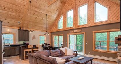Sunday River Powder Ridge Ski Chalet