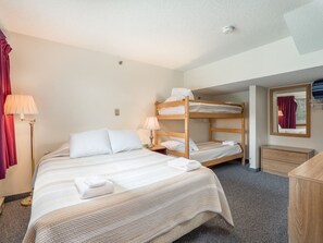 1 bedroom, WiFi, bed sheets - Sunrise A-133 | 1 Bed, 1 Bath (Newry)