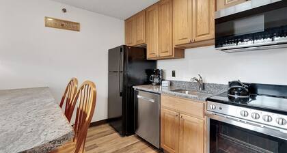 Sunrise A-133 | 1 Bed, 1 Bath