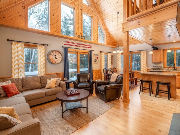 TV, fireplace, DVD player