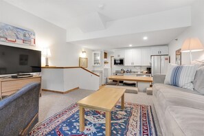 TV, fireplace, DVD player