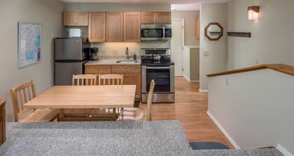 Sunrise A-102 | 1 Bed, 1 Bath