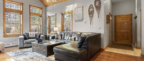 Smart TV y chimenea