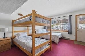 1 bedroom, WiFi, bed sheets