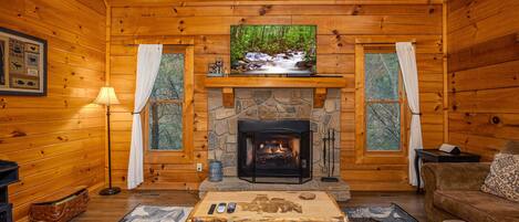 Cabane, plusieurs lits, bain à remous, vue montagne | Salle de séjour