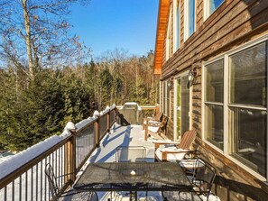 Outdoor dining - Woodland Way Retreat- Hot Tub and Mountain Views! (Bethel)