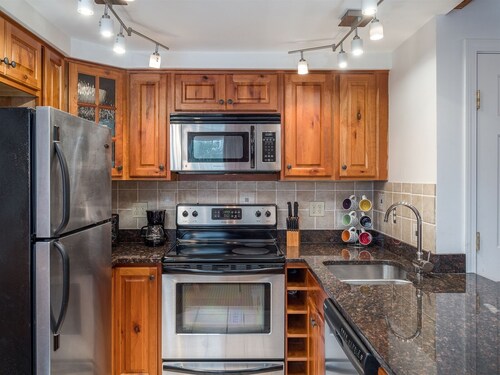 Riverbend 52 | 2 Bed, 2 Bath