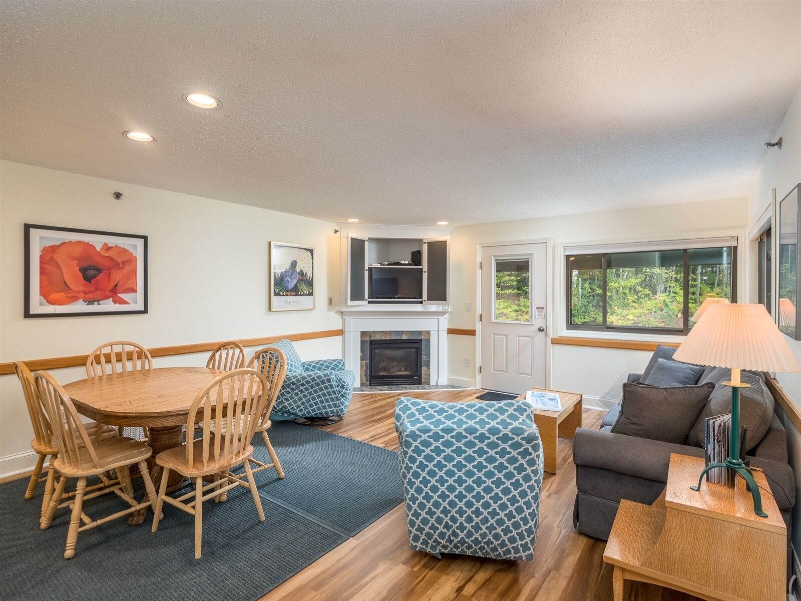 Brookside I A-403 | 2 Bed, 1 Bath
