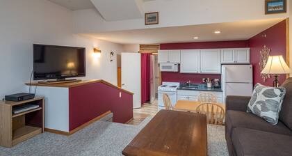 Sunrise A-131 | 1 Bed, 1 Bath