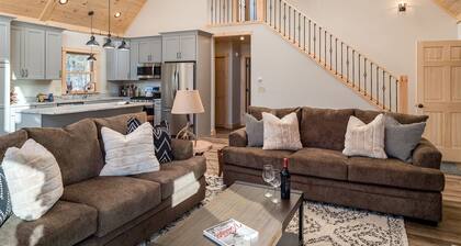 Blizzard Peaks Lodge | 4 Bed, 3.5 Bath