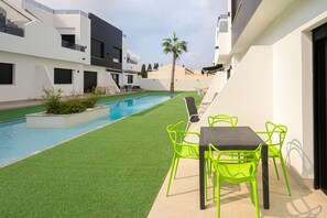 Outdoor dining - Apartamento Flamingo Playa 8 (San Pedro del Pinatar)
