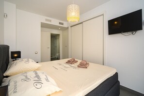 2 Schlafzimmer, Bügeleisen/Bügelbrett, kostenloses WLAN, Bettwäsche