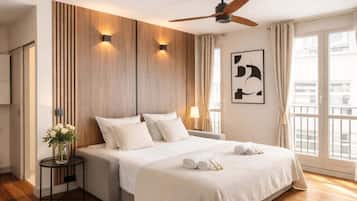 Iron/ironing board, travel cot, WiFi, bed sheets