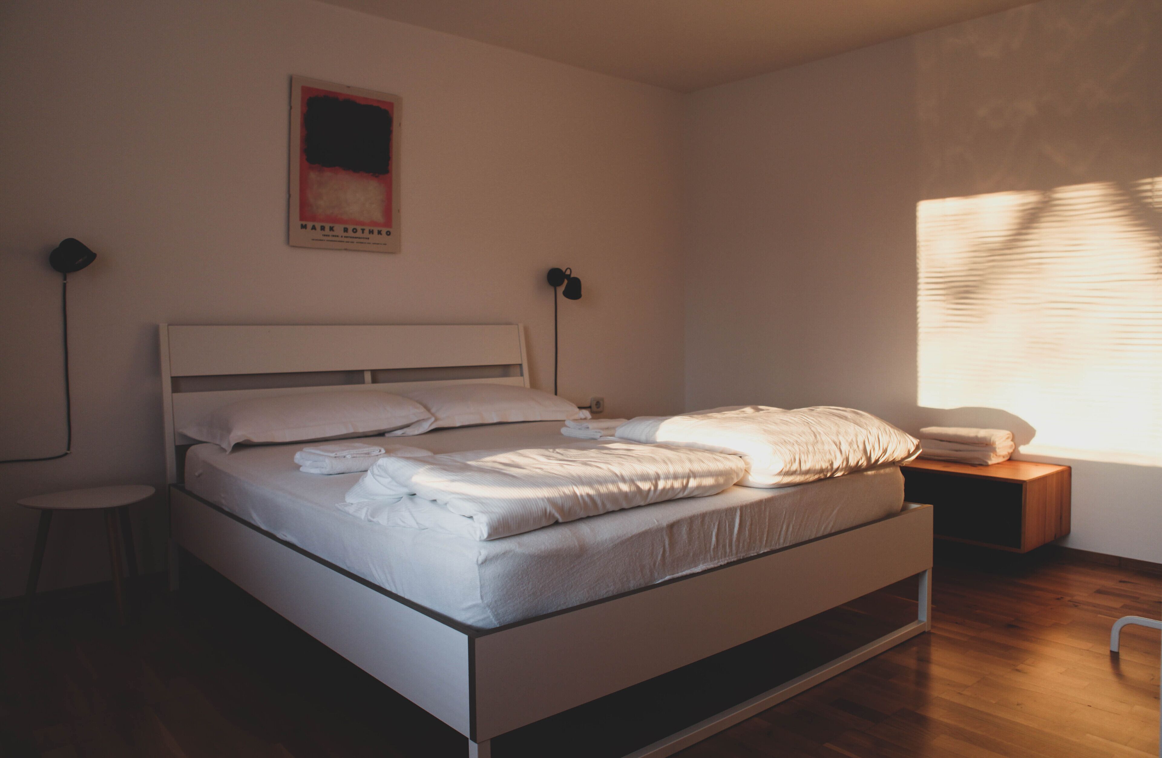 2 habitaciones, cuna de viaje, wifi gratis y ropa de cama 