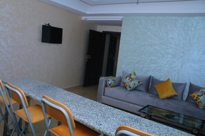 Living area - Bouznika Apartment 2021 (Bouznika)