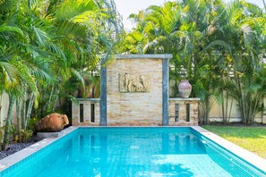 Piscine extérieure