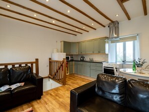 村舍 | 私人厨房 | 冰箱、电热水壶、烤面包机、厨具/餐具