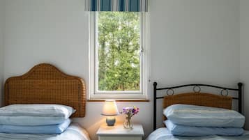 3 habitaciones, decoración personalizada y muebles diferentes