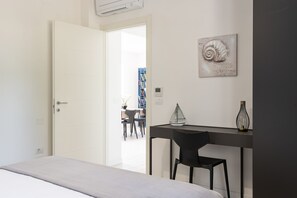3 Schlafzimmer, Zimmersafe, Schreibtisch, Bügeleisen/Bügelbrett