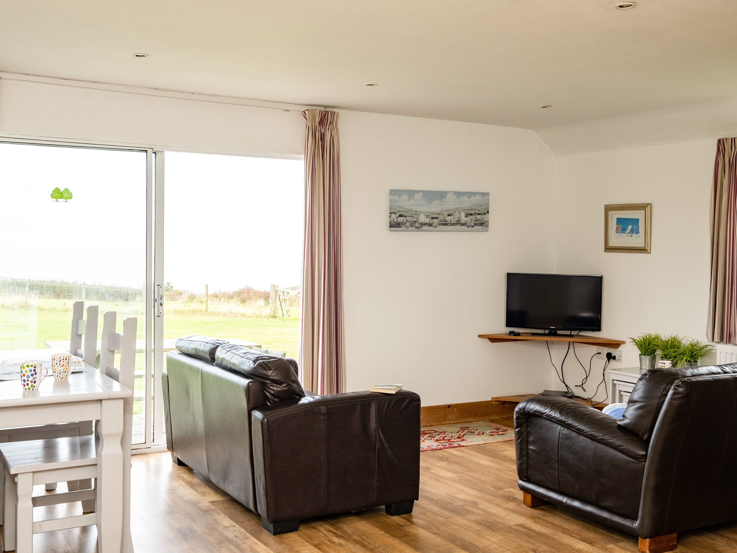 Cottage | Living room | DVD player