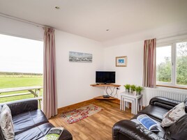 Cottage | Living room | DVD player