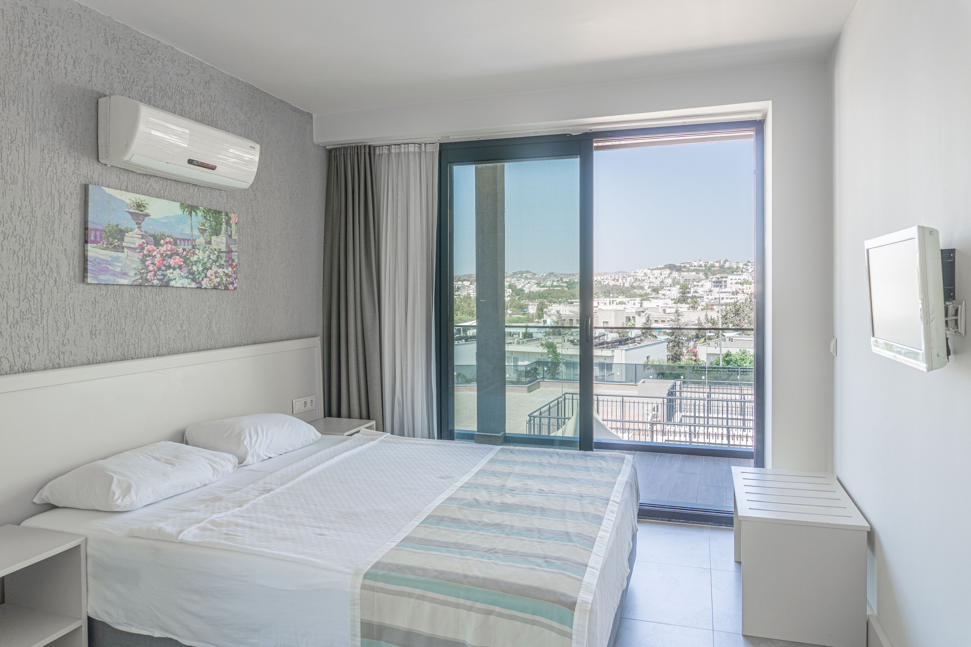 舒适公寓 | 熨斗/熨板、收费 WiFi、床单