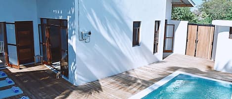 Piscine extérieure