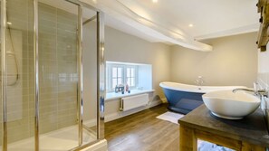Bathtub