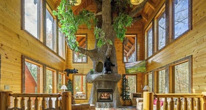 Splashing Treehouse! Private pool-Hot tub!
