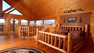 Cabaña, varias camas, hidromasaje, vista a la montaña | 2 habitaciones, decoración personalizada y muebles diferentes