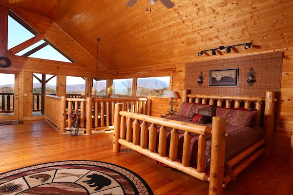 Cabin, Multiple Beds, Hot Tub, Mountain View | 2 bedrooms, individually decorated, individually furnished, free WiFi