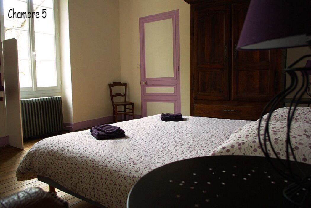 7 間睡房、熨斗/熨衫板、可攜式嬰兒床、免費 Wi-Fi