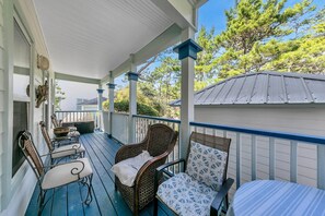 Terrace/patio - Stars Hollow Cottage | Pet Friendly 30A Home + 3 Porches + Pool Access (Santa Rosa Beach)