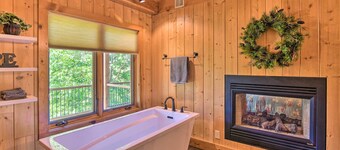 Timberpine Lodge - Escape to the Country