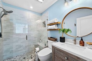 Dusche, Bidet, Handtücher