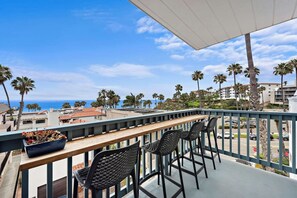 Property grounds - Lux Penthouse • Steps to Beach • AC • Bikes • Pets (San Clemente)