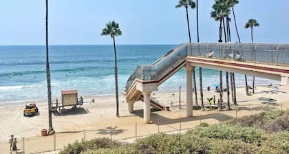 Luxury Oceanview Penthouse Retreat bikes 5starstay