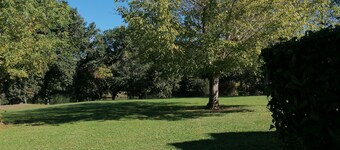 T3 Duplex Between Lake and Swimming Pool - MONFLANQUIN