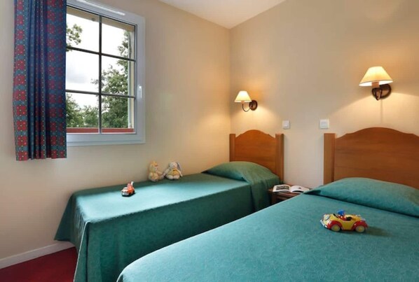 2 bedrooms, free WiFi - T3 Duplex Between Lake and Swimming Pool - MONFLANQUIN (MONFLANQUIN)