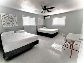 2 habitaciones, tabla de planchar con plancha y wifi gratis 